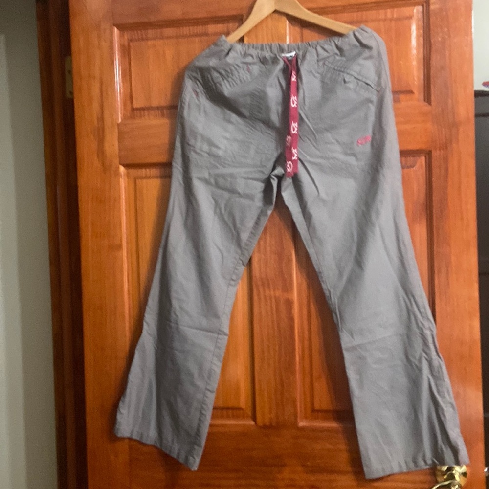 iguanamed scrub pant grey